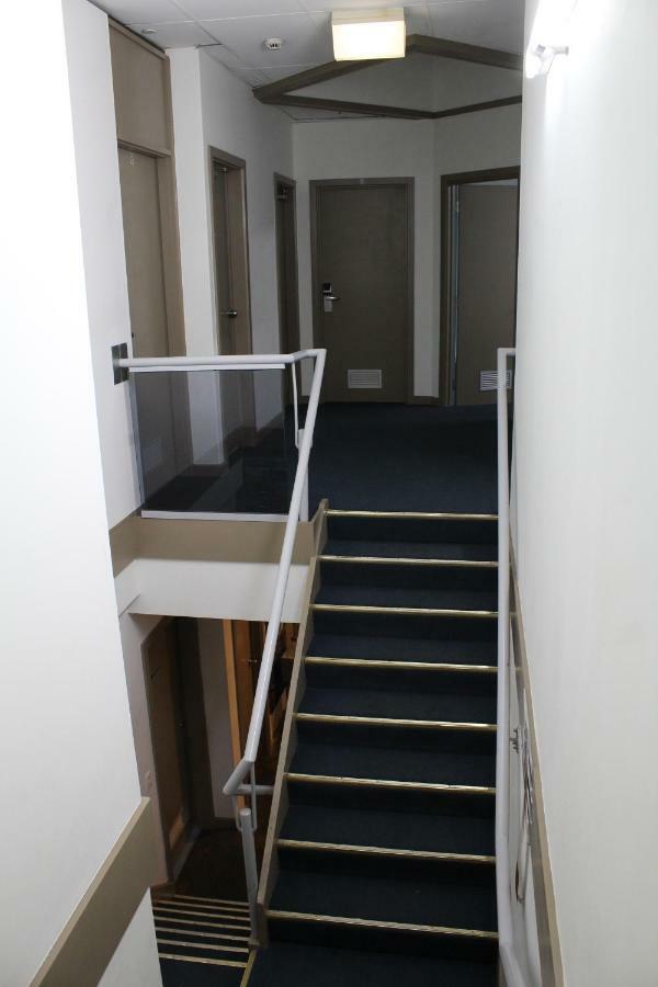 My Place & Backpackers * Adelaide